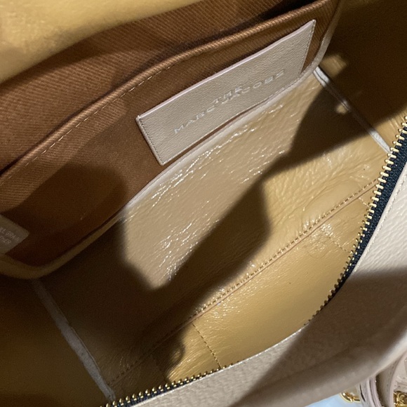 Marc Jacob The leather small tote bag in beige leather - Picture 3 of 12